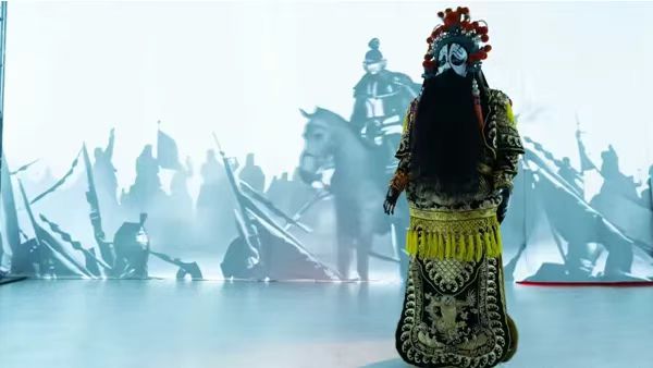 《霸王别“机”》首演