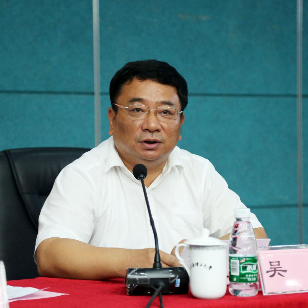 市委组织部来校宣布学校领导班子调整决定