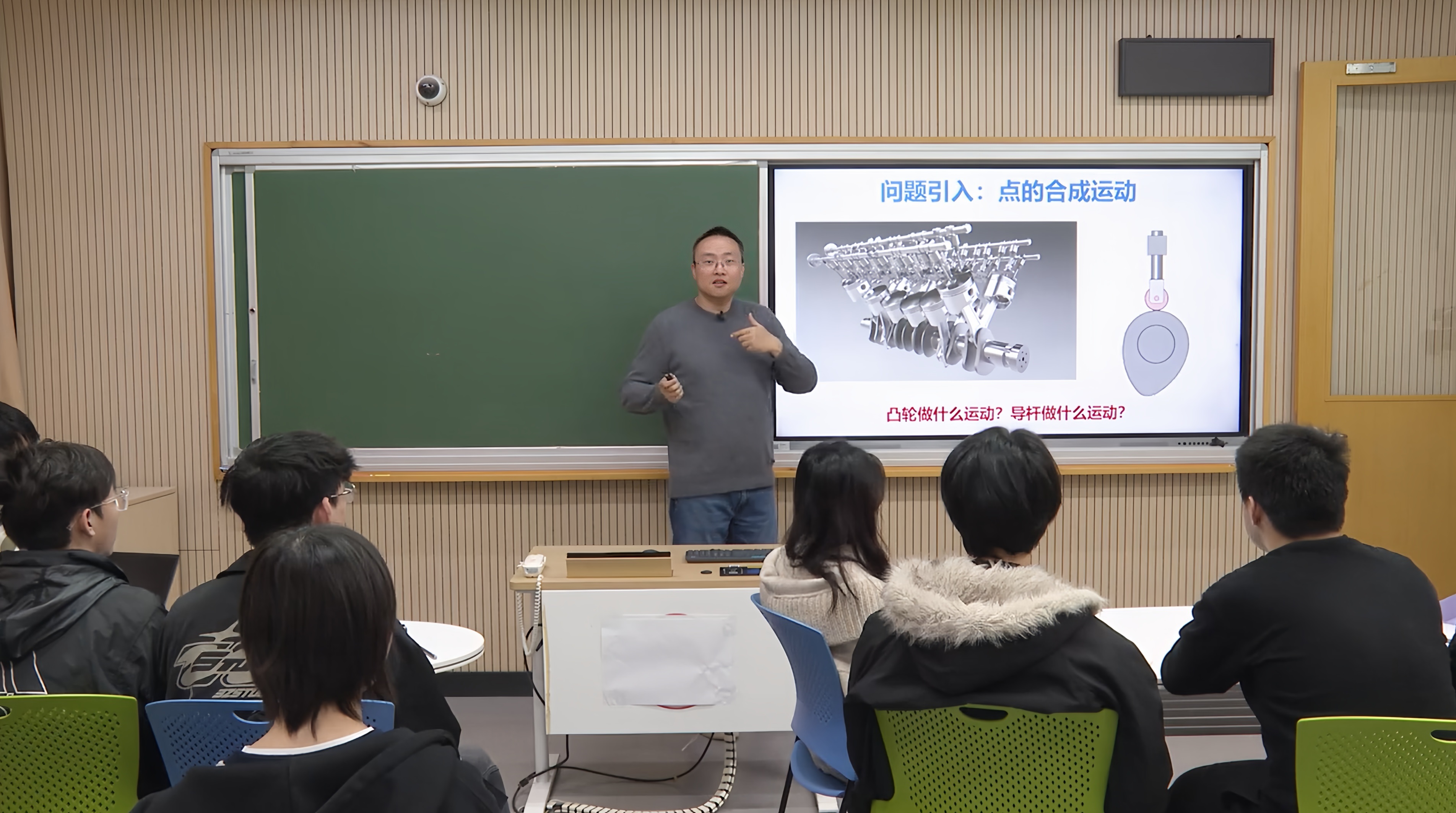 机械工程学院黄元辰教师团队《理论力学》课程获基础课程组优胜奖