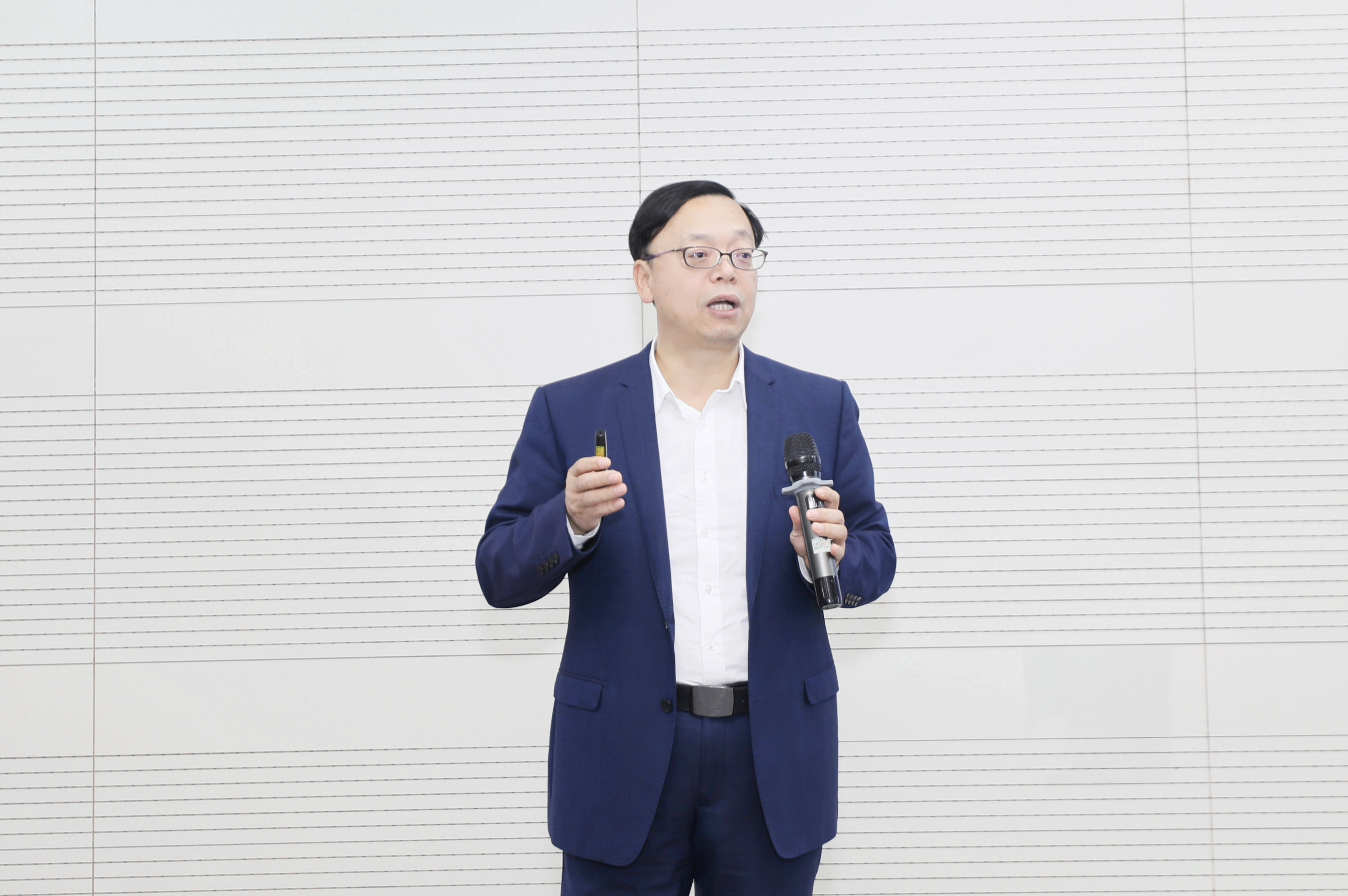 赵来军作学院发展报告 赵来军作学院发展报告