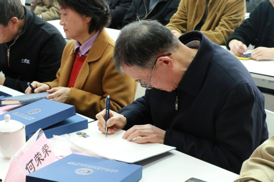 退休党员写成长寄语