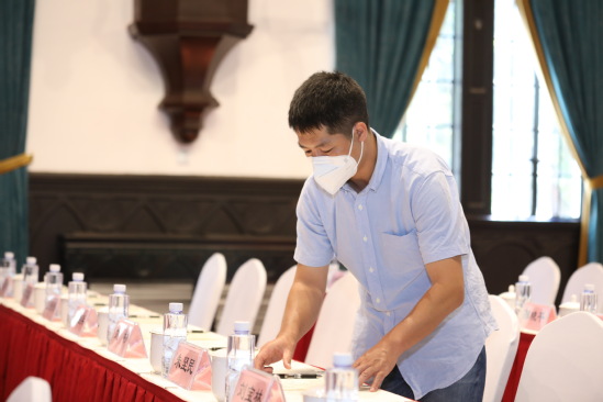 【自定义“理”的夏】这个暑期，他们“一直都在”