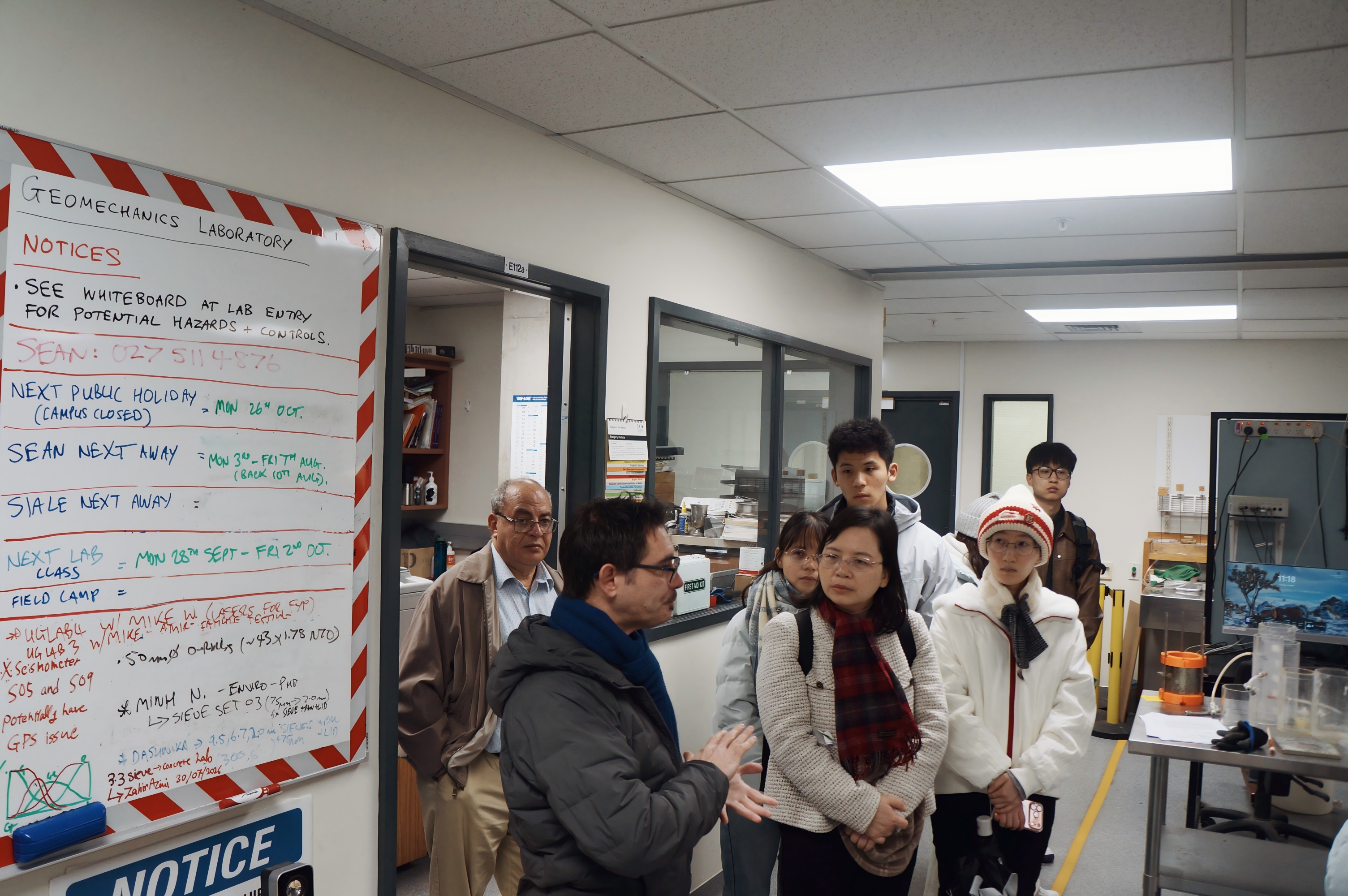 参观坎特伯雷大学SEL地震工程实验室