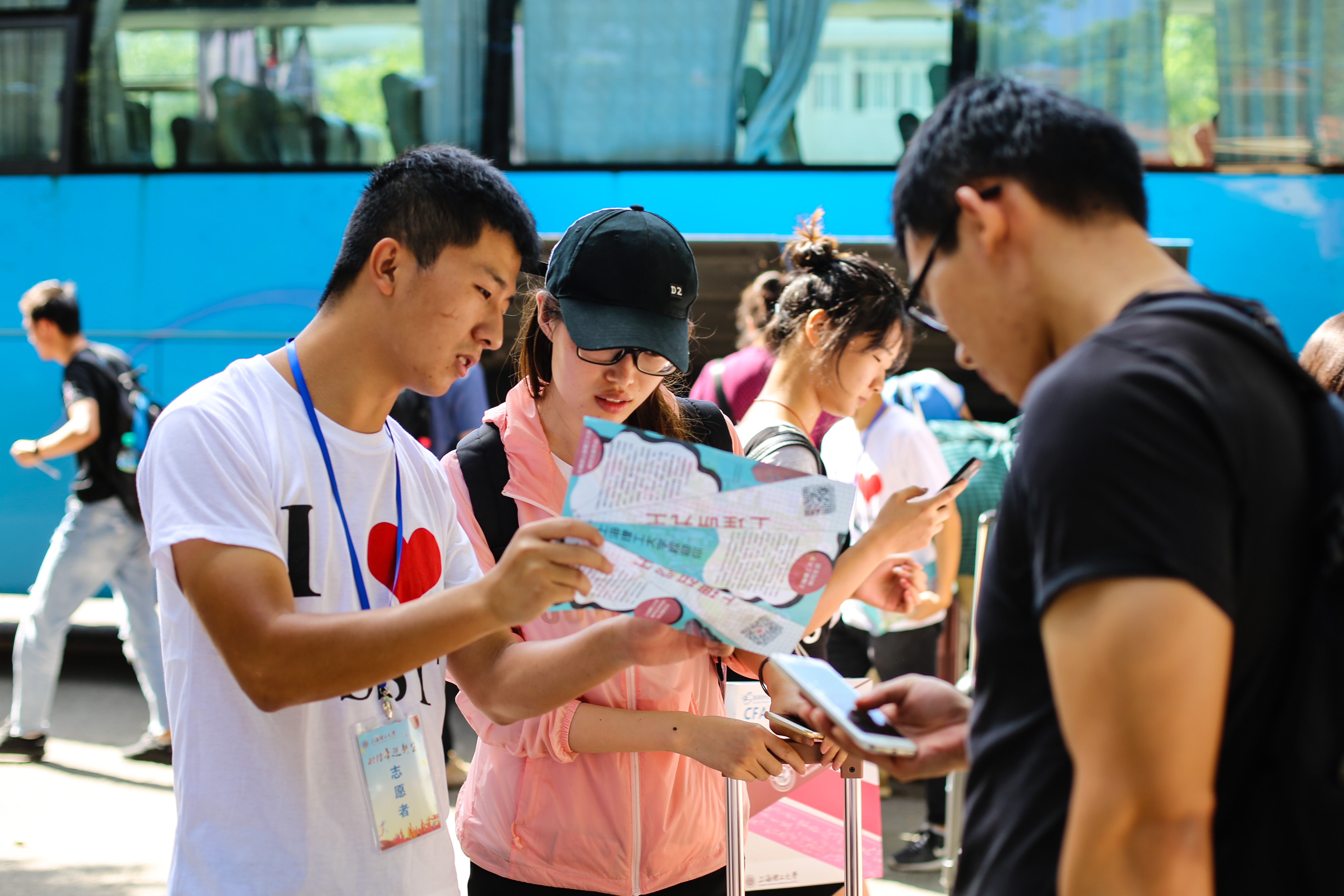 开学季,研究生新生欢聚上理大家庭