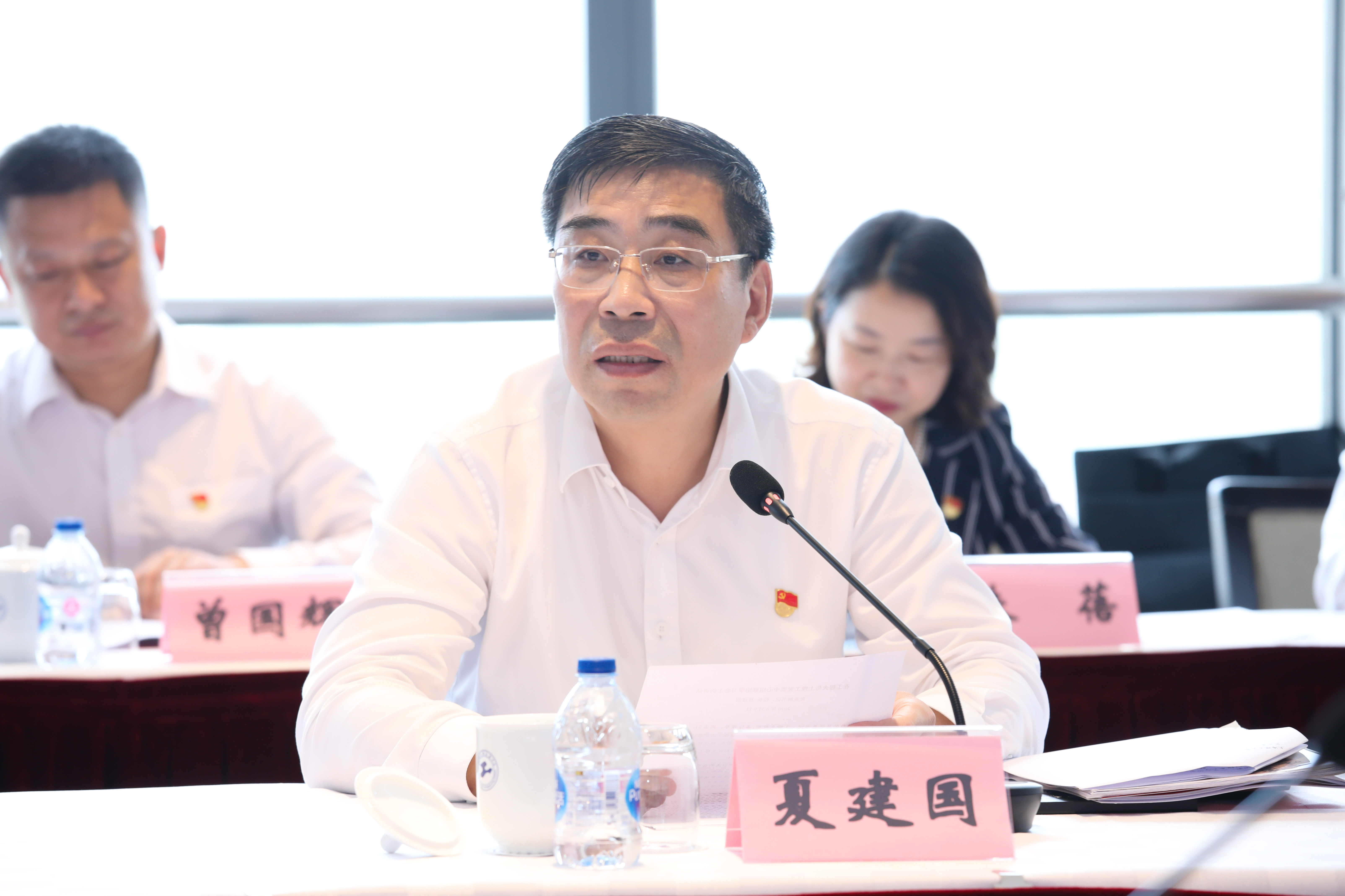 上海理工大学党委与上海工程技术大学党委开展"四史"学