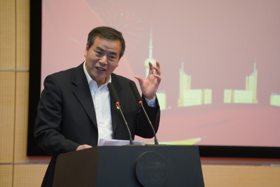 学校召开志愿服务工作推进会暨文明校园志愿服务专项行动启动仪式