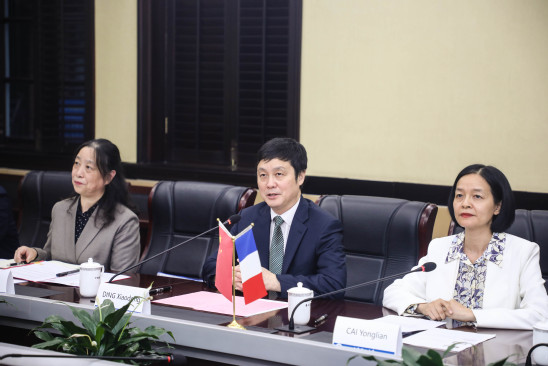 我校与法国波尔多综合理工学院签署国际合作协议